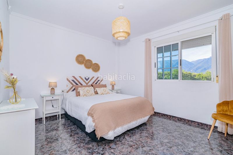 Foto 4210b725-f1a3-48cc-8b6a-7a886caba144. Xalet amb aparcament piscina a Órgiva