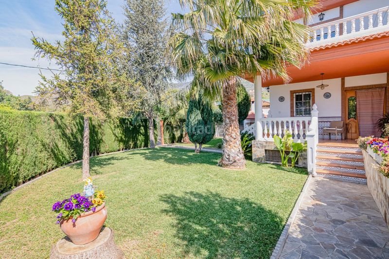 Foto fb3f2356-89e9-42b9-9d80-162a89515b88. Xalet amb aparcament piscina a Órgiva