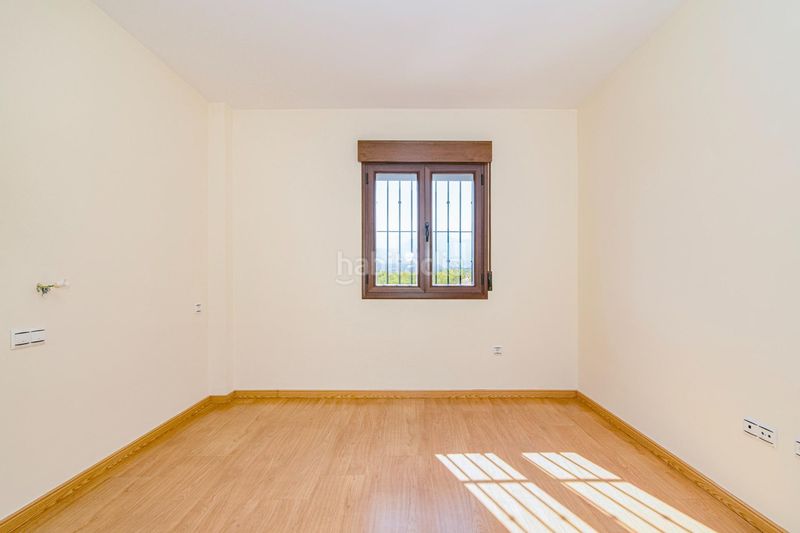 Foto b56e4080-8052-45e1-a94a-a64f617cef02. Xalet a Dílar