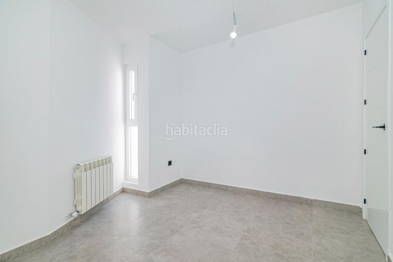Foto aea57ef2-ee51-4815-b857-97a11b9cff96. Pis amb calefacció piscina a Pinos Genil