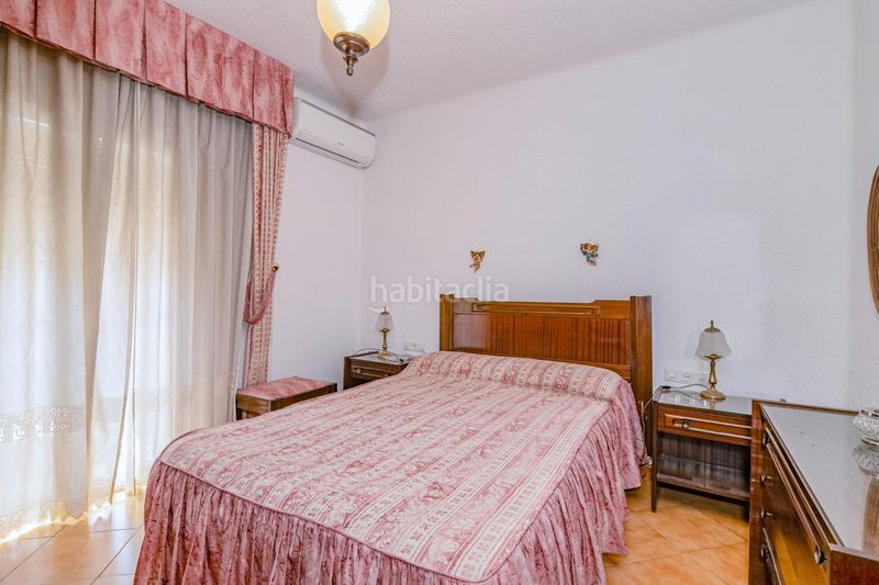 Foto 81a1e7e5-1049-4501-8f35-16022997bfe8. Casa amb calefacció aparcament a Angustias - Chana - Encina Granada