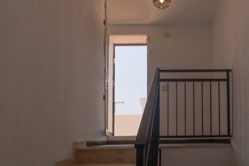 Foto fa6b28a0-6ed9-4e38-919d-8417bcb51e25. Casa amb aparcament piscina a Salobreña costa Salobreña
