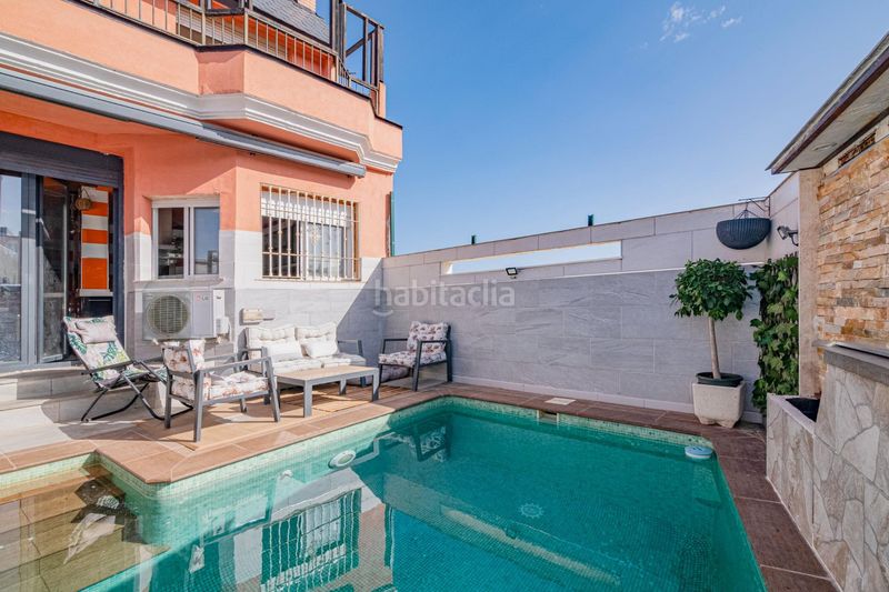 Foto 02223989-f050-4dd8-8300-0b70362c75da. Casa aparellada amb calefacció aparcament piscina a Armilla