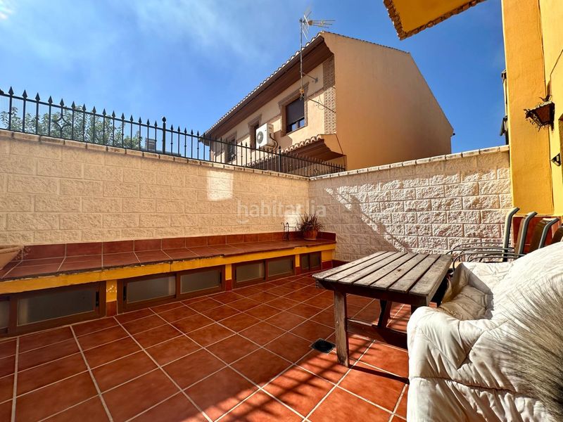 Foto e8529c44-3dde-4f05-b23c-d9d55ea3de29. Casa a schiera con parcheggio in Maracena