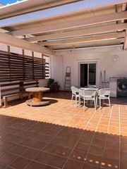 Attique à Residencial Triana - Barrio Alto