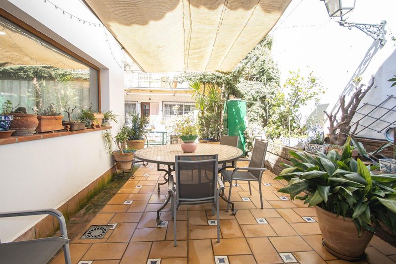 Foto 00d73afe-df8a-4051-9de9-b6f30dd8090b. Casa amb calefacció aparcament a Peligros