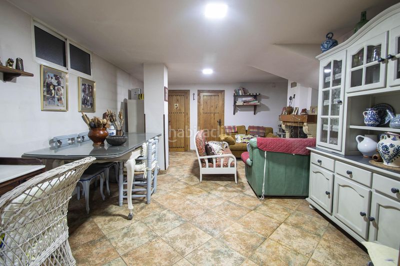 Foto 2f7527d0-d5c5-4526-92c4-9564a74bfea8. Casa amb calefacció aparcament a Peligros