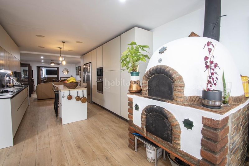 Foto a2515d23-86a1-4f4e-a312-bcaa0ec9e8ab. Casa amb calefacció aparcament a Peligros