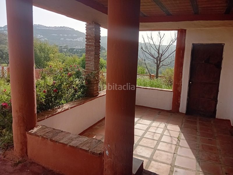Foto 82bf4df0-9cb5-4ed2-85b2-2d3ec6942a9b. Casa amb aparcament piscina a Bello Horizonte - Lindasol Marbella
