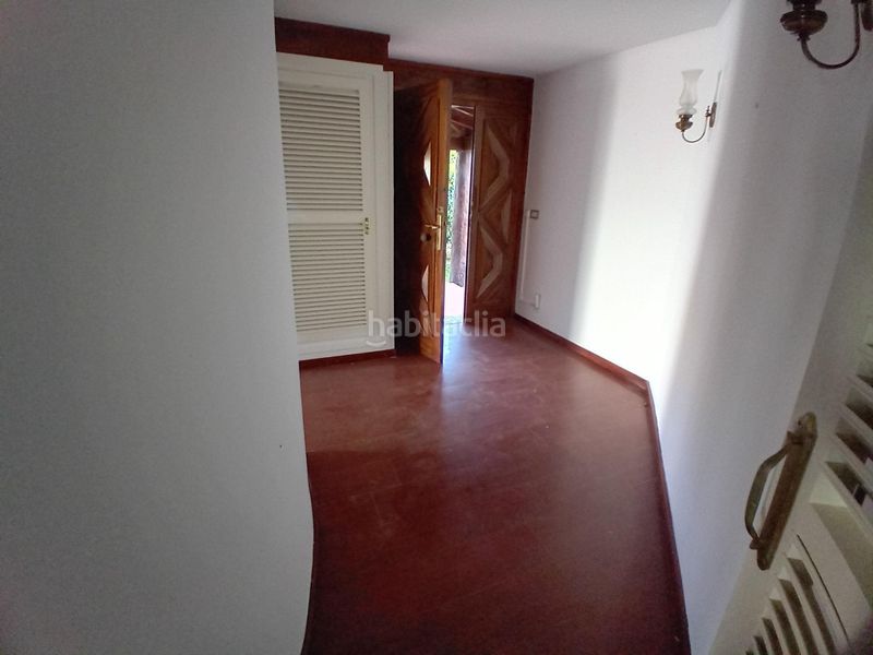 Foto dc3dbe49-aa0f-4b3c-b274-fcbc1b995970. Chalet en calle calle antequera 8 exclusiva villa en el corazón avda. de mijas por 1.8m en Fuengirola
