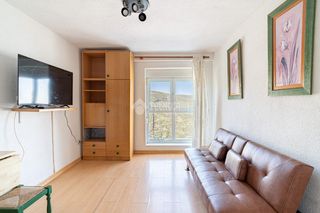 Studio in Zona baja. Piso en venta en monachil