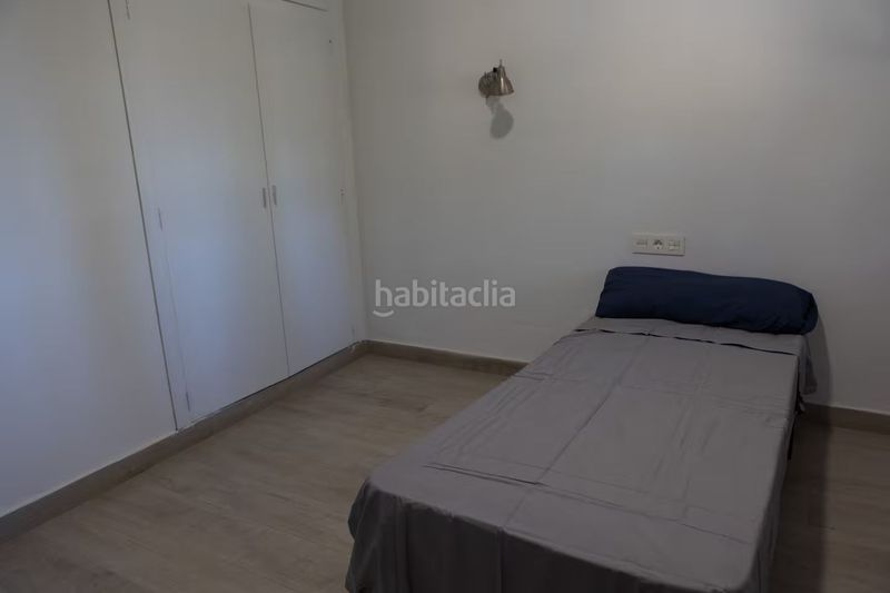 Foto 1379f962-6689-480f-8f86-9a075cb2d550. Casa amb piscina a Benicolada - Las Adelfas Calp