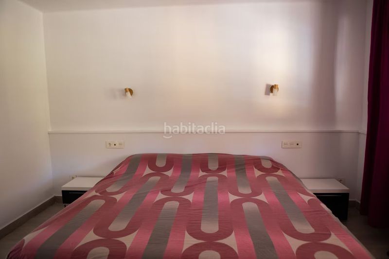 Foto 16d2fbba-b75e-4fdb-b12c-b6b0e1d0c6e8. Casa amb piscina a Benicolada - Las Adelfas Calp