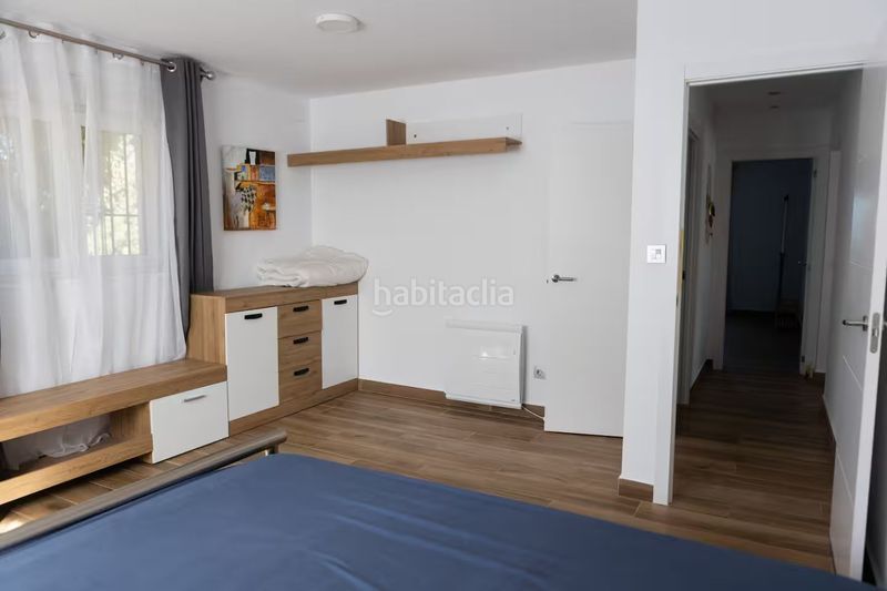 Foto 46be9644-040d-4613-9b3d-c5c75659a509. Casa amb piscina a Benicolada - Las Adelfas Calp