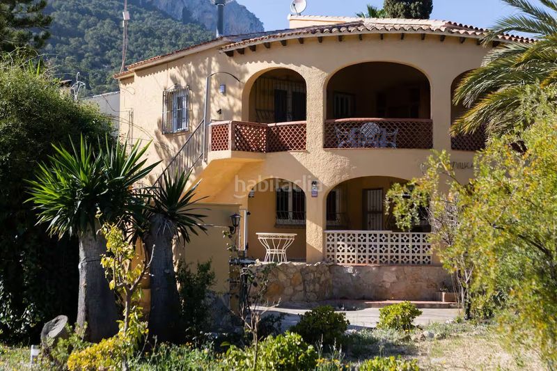 Foto 6b85e700-6d8e-4116-b8bd-5389aeb8b718. Casa amb piscina a Benicolada - Las Adelfas Calp