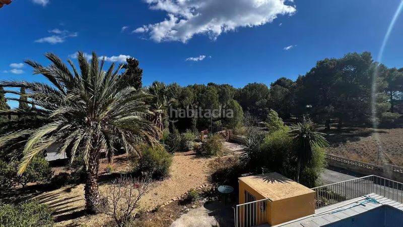 Foto 7513b5ca-8b8e-4878-8b82-708ad5f3b0f8. Casa amb piscina a Benicolada - Las Adelfas Calp