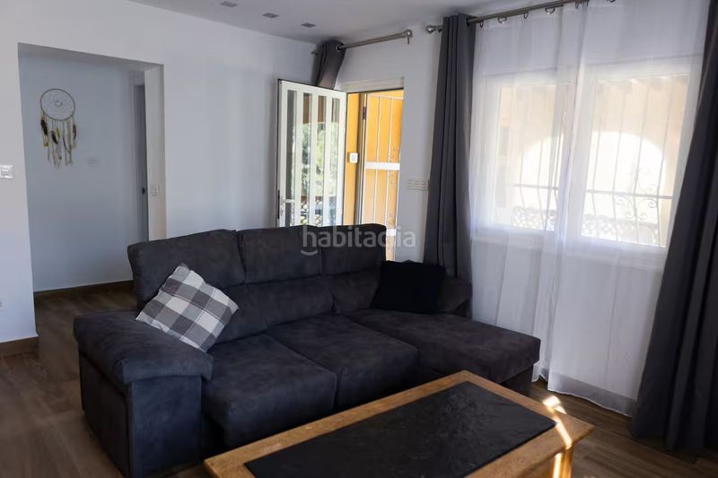 Foto 82ebbe83-3510-41a0-9463-4d31ee42ec64. Casa amb piscina a Benicolada - Las Adelfas Calp