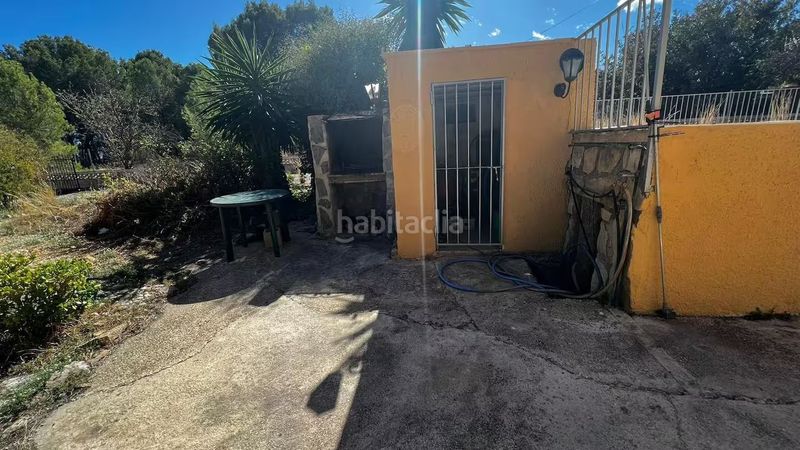 Foto a34f82d0-adb9-490e-89f5-3e7a116f9e49. Casa amb piscina a Benicolada - Las Adelfas Calp