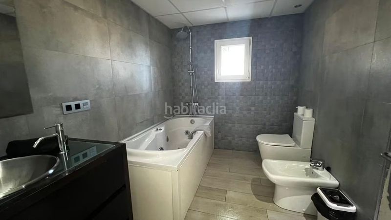 Foto b258055d-7ca2-4592-ae9b-99073ed05fb5. Casa amb piscina a Benicolada - Las Adelfas Calp