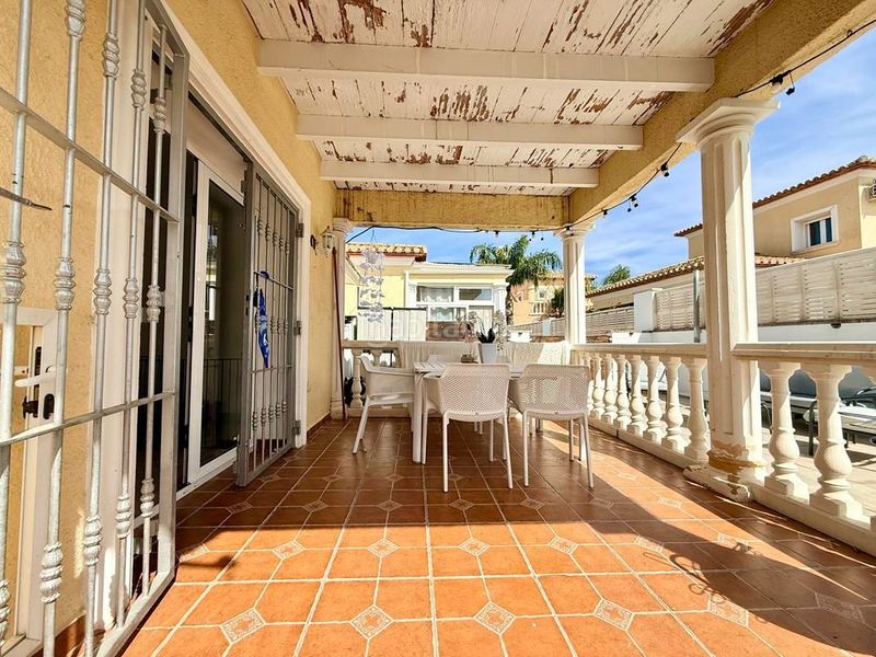 Foto f40d489b-f710-4ea3-be7f-8caf636f34df. Casa con riscaldamento in Poblets (els)