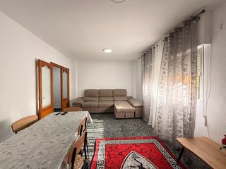 Pis  Sant antoni. Piso en planta baja 4 hab. con patio en el verger