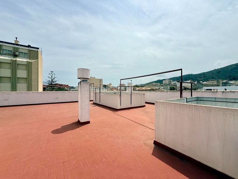 Foto b3a2d11e-838c-49b9-a9d5-53349f4a6e00. Apartament a Centro Pedreguer