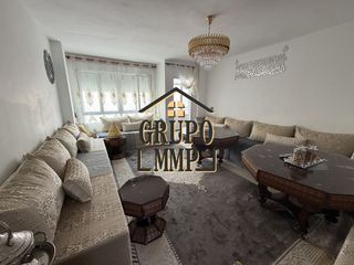 Pis a Centro. Amplio y luminoso piso con galería soleada listo para entrar a v