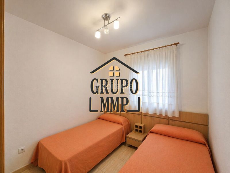 Foto b8fd78ff-98a3-4fc7-bd19-3f46fef56137. Pis amb calefacció aparcament a Playa Coral - Torremar Oropesa del Mar