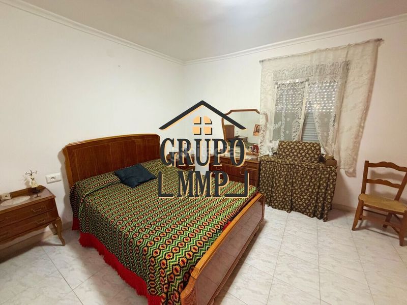 Foto 18cd9865-283e-4259-a6b0-1e7b6bb5926a. Casa adossada amb calefacció a Onda