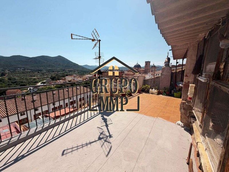 Foto c21362ec-c3c9-407d-bbc2-d6c3675f4775. Casa adossada amb calefacció a Onda