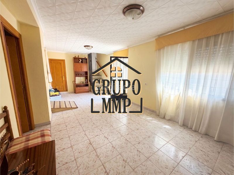 Foto e3e8010c-e7c9-4fc1-a6f3-b2808c4e4133. Casa adossada amb calefacció a Onda
