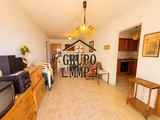 Appartamento in Las Atalayas-Urmi-Cerro Mar. Piso luminoso con vistas cautivadoras y garaje en peñíscola