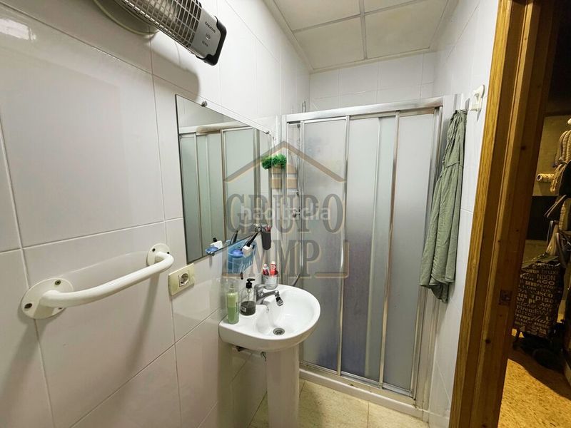 Foto 7d4c0b29-9f8b-4a4b-8d71-b3262fe21df1. Casa amb calefacció a Centro Burriana
