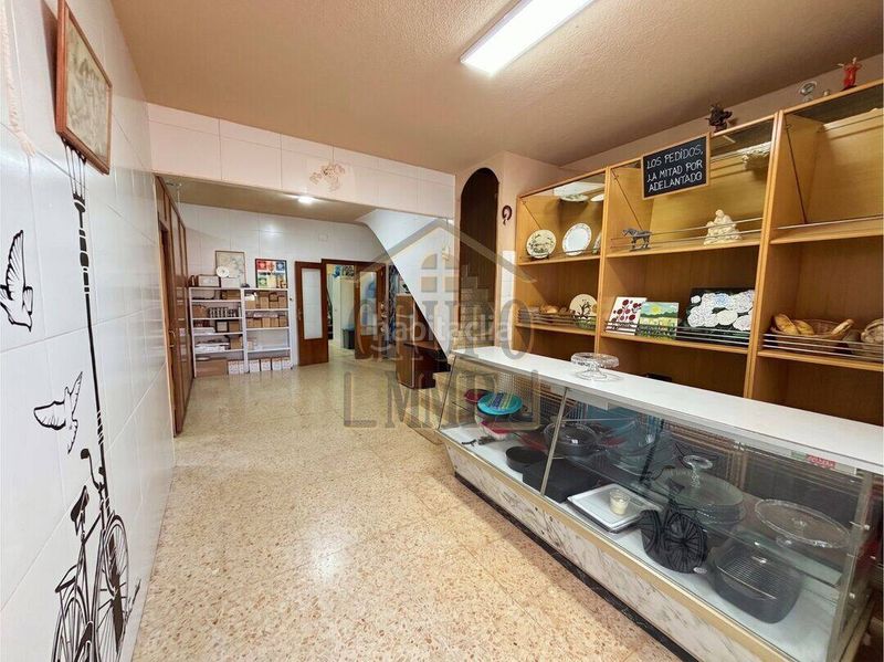 Foto ad1cb937-aa37-4036-8b30-05b1320d331f. Casa amb calefacció a Centro Burriana