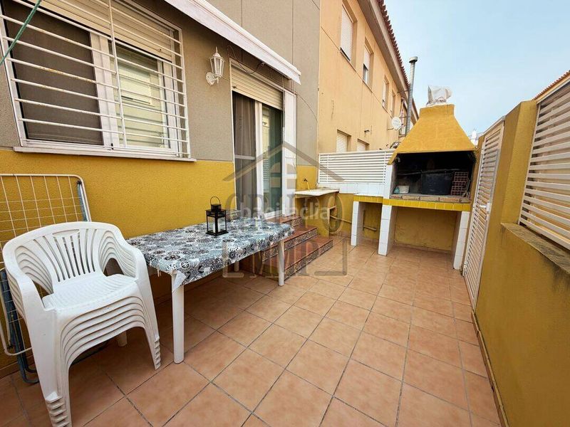 Foto 6a4e7c96-58a2-485b-af58-8adebe552638. Casa adossada amb calefacció aparcament a Playa-Ben Afeli Almazora / Almassora