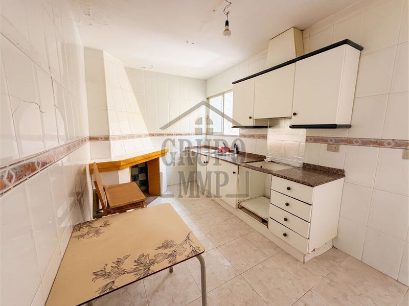 Foto 158b1628-d00a-4dd2-8c93-82055eedb459. Reihenhaus in Madrigal Villarreal / Vila - real