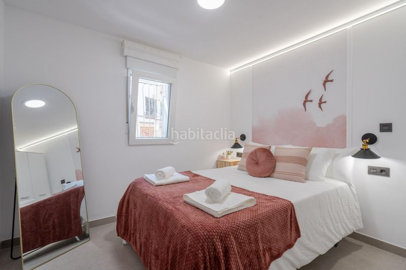 Foto f038734d-452d-4232-b44a-cc27707157f6. Pis a avenida pablo picasso 7 a Barrio de Zaidín Granada