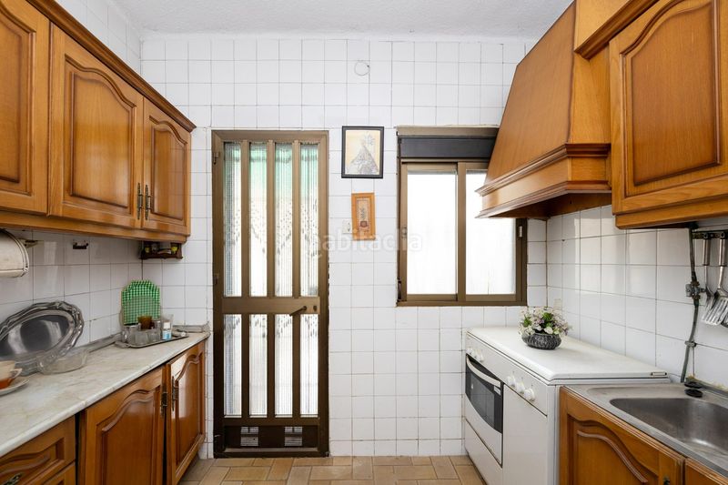 Foto 6fb9d379-aa2e-47a6-ba07-fdd7819a9455. Casa adossada a Cerrillo de Maracena - Periodistas Granada