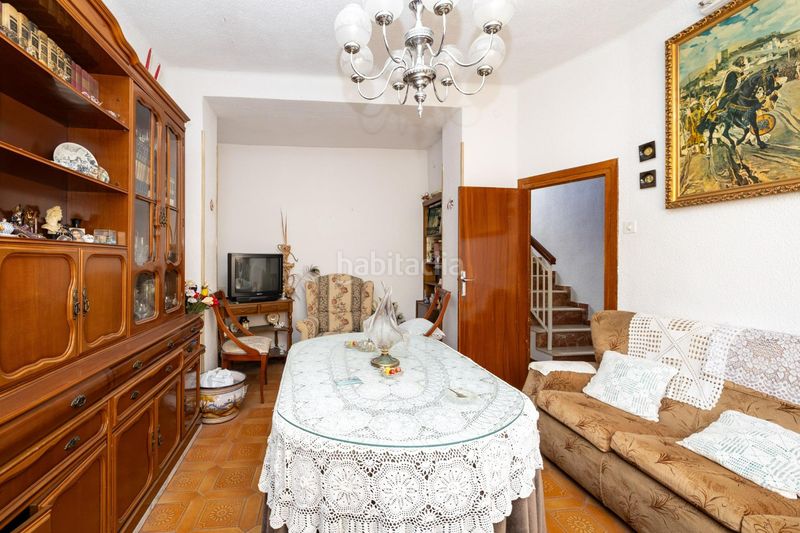 Foto 710605a9-fdea-48d4-83d2-2f8d899c49c8. Casa adossada a Cerrillo de Maracena - Periodistas Granada