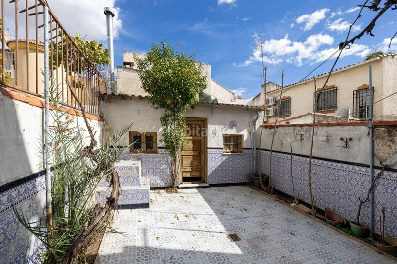 Foto ef42b152-b31a-49ba-a93e-b56850dba6d4. Casa adossada a Cerrillo de Maracena - Periodistas Granada