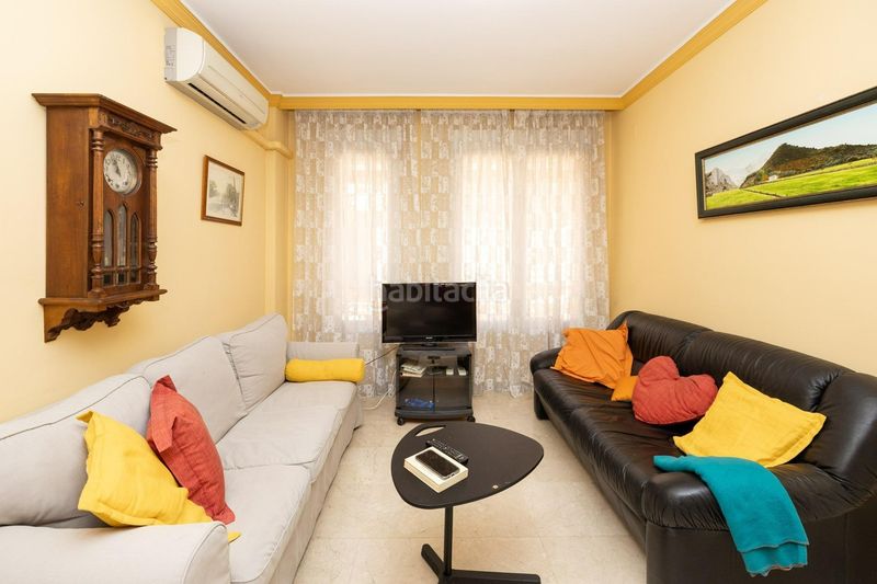 Foto 988030af-7a62-499a-abbb-9ade5ed701e8. Casa a avenida de murcia 15 a San Ildefonso Granada