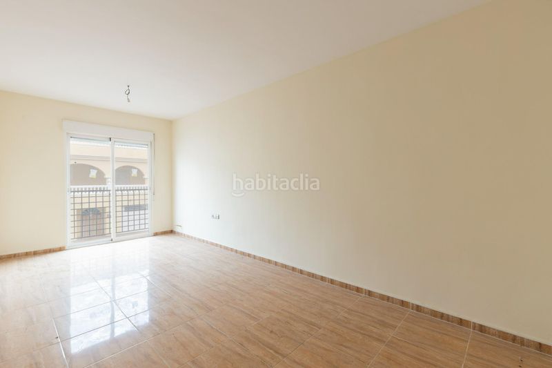 Foto a51cc263-8d95-4690-bf72-838a5e001c83. Pis a avenida de andalucia 1a a Güevéjar