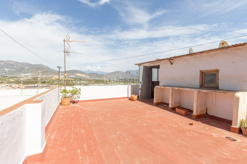 Foto ada55163-f8c2-40be-aed5-bf70f67dade0. Pis a calle cochera 1 a Centro Salobreña