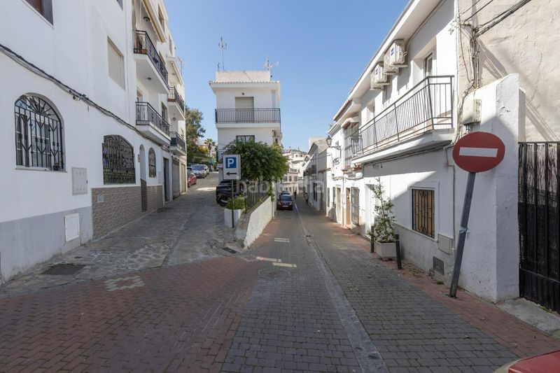 Foto c7296d14-24e5-4d48-907e-c89501998ca9. Pis a calle cochera 1 a Centro Salobreña