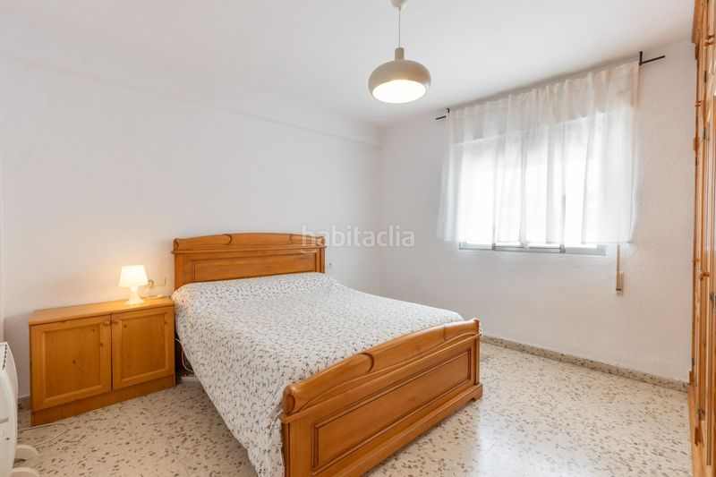 Foto d1f48a2a-f484-402d-994a-406ab2a18738. Pis a calle cochera 1 a Centro Salobreña