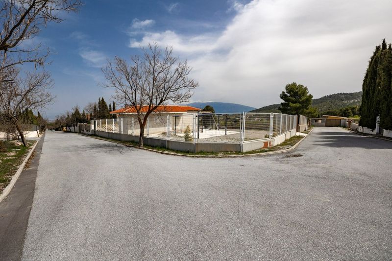Foto c3d44808-28e3-48f8-816f-4cbdd2d07cfd. Terreny residencial a Padul