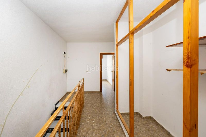 Foto cb4447ac-faef-457a-99d4-93d3a7ae803b. Casa adossada amb aparcament a La Zubia Ciudad Zubia (La)