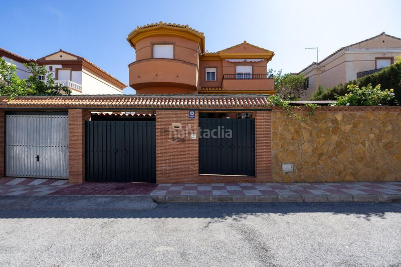 Foto f0b0d1e6-4a37-49f6-93fb-a31f309fc801. Xalet amb xemeneia aparcament piscina a Cúllar Vega