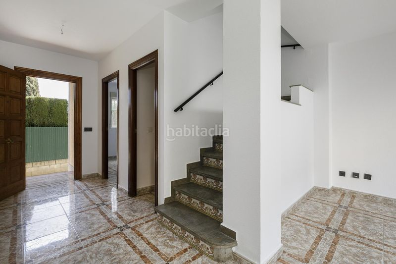 Foto ebf31516-2818-4bf1-80af-4e27ea9e6e15. Casa adossada amb aparcament a Ogíjares