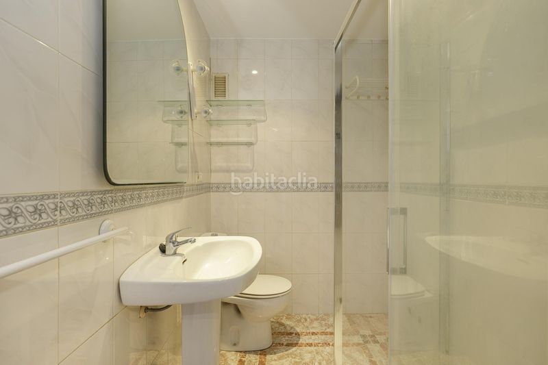 Foto f699e5ef-0f79-4ab2-bf52-cada8c0c6518. Casa adossada amb aparcament a Ogíjares